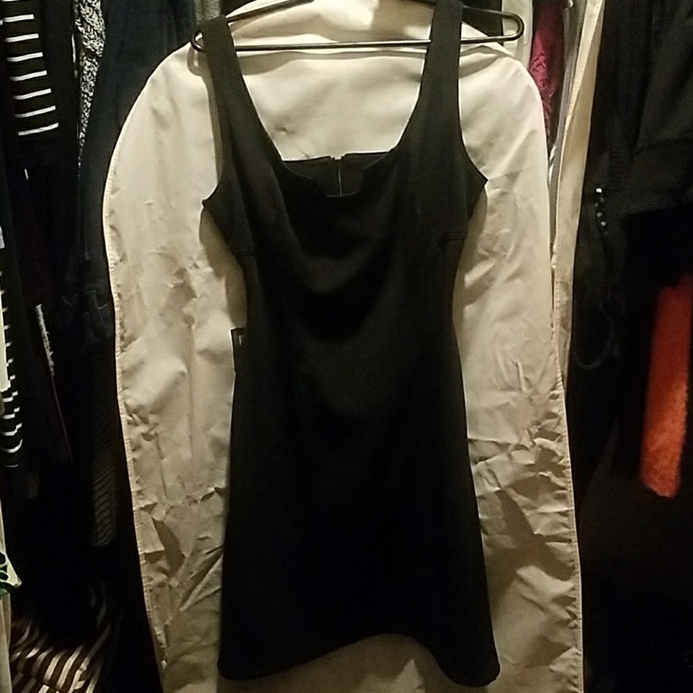 Slate and Willow black dress - size 0